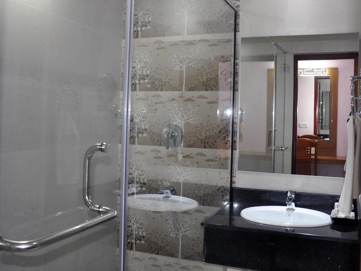 Hotel Jyothis Residency Kollur Zewnętrze zdjęcie
