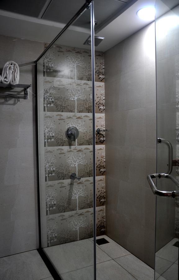 Hotel Jyothis Residency Kollur Zewnętrze zdjęcie